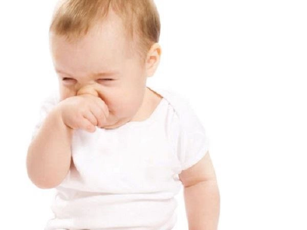 hoi dap tre bi ho so mui nghet mui phai lam sao